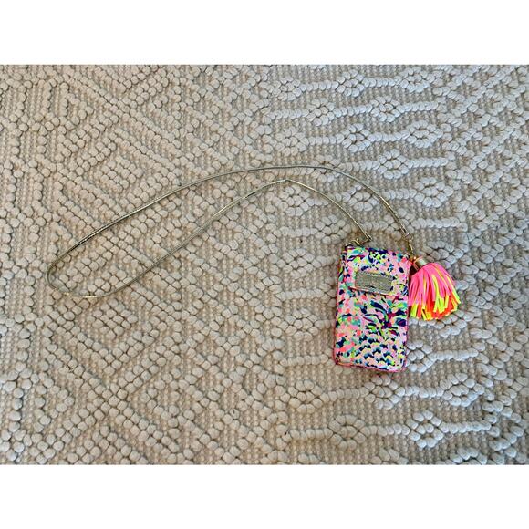 Lilly Pulitzer Carry It Phone Crossbody Pom Tassel NWOT - Picture 2 of 6